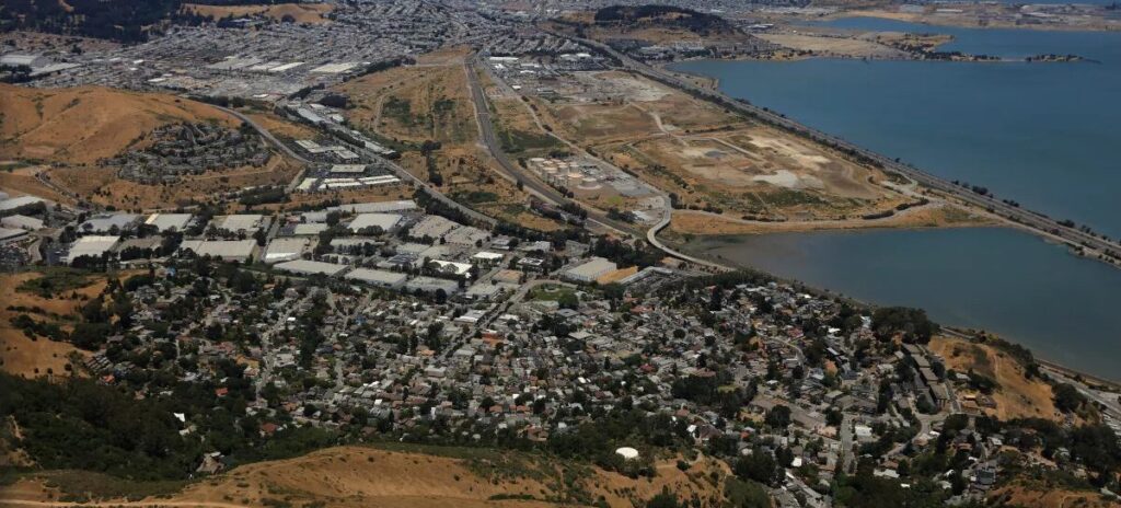 Aerial photo of the Brisbane shoreline, including a partial view of the Brisbane Lagoon